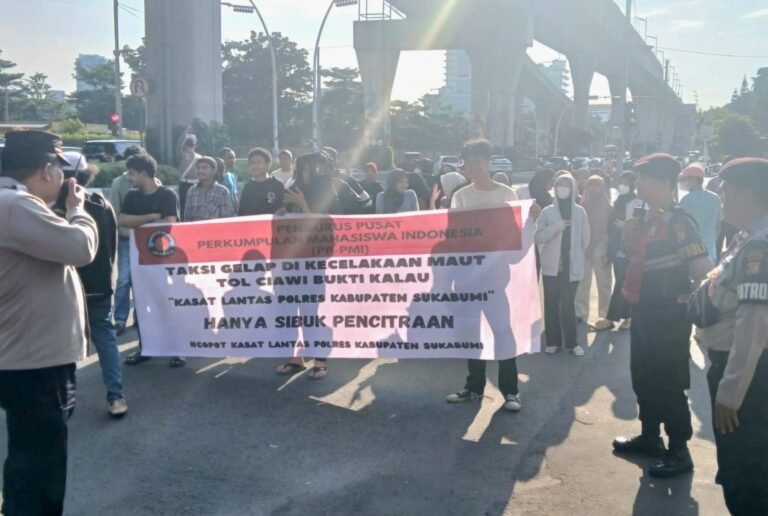 PP-PMI Unjuk Rasa