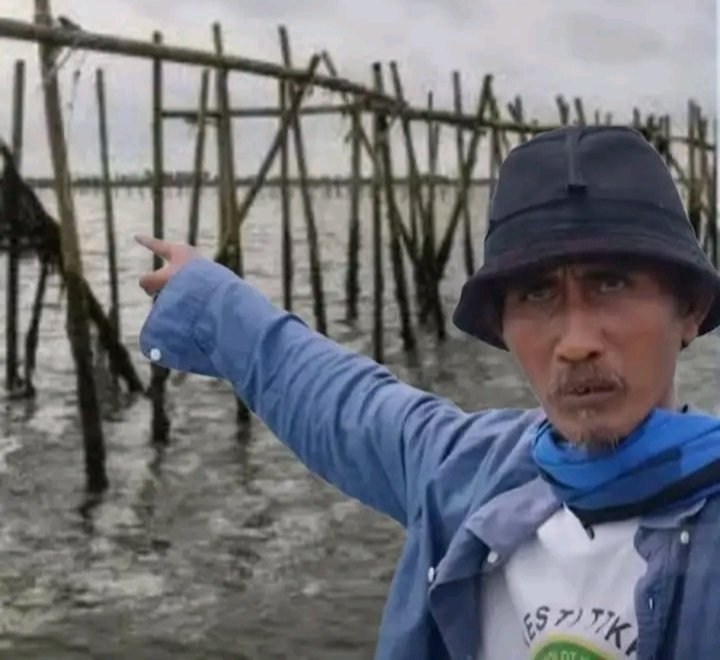 Kholid nelayan menolak ada nya pagar laut