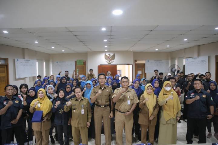 bank-foto-akqrZPV4eWZRXWEeifww1757998592