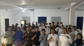 Foto Bersama Pelajar Islam Indonesia (PII) Jakarta menyelenggarakan kegiatan bertajuk Dialog Interaktif Entrepreneurship: Dari Pelajar Menuju Pengusaha Muda