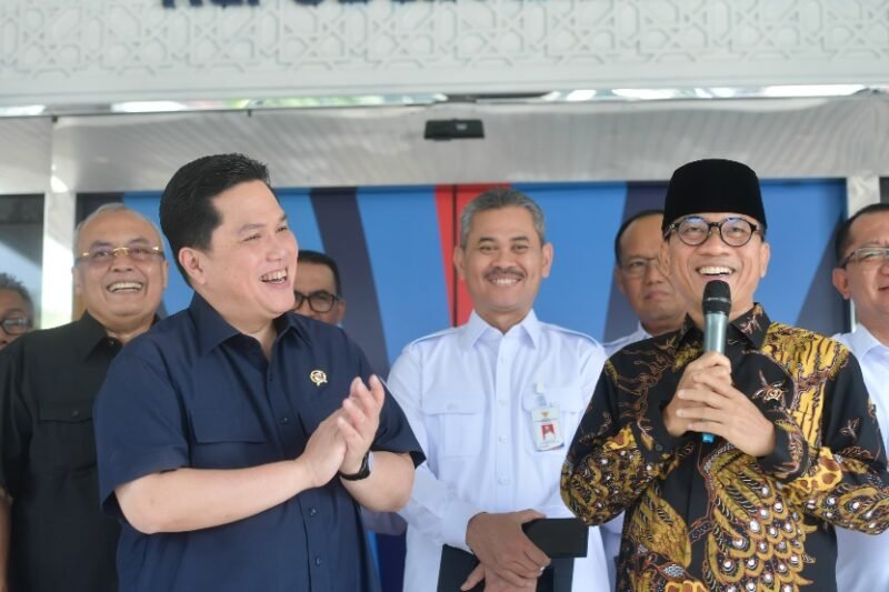 Menteri Pemuda dan Olahraga (Menpora) RI Erick Thohir menerima kunjungan Menteri Desa dan Pembangunan Daerah Tertinggal (Mendes PDT) Yandri Susanto di Graha Kemenpora, Jalan Gerbang Pemuda Nomor 3, Senayan, Selasa (21/10) pagi.(foto:bagus/kemenpora.go.id)