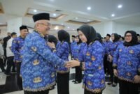 Sesmenpora Gunawan Suswantoro melantik 138 Pegawai Pemerintah dengan Perjanjian Kerja (PPPK) di lingkungan Kemenpora 2025. Sesmenpora menekankan para pegawai untuk menjaga integritas. (foto:Ryan/kemenpora.go.id)