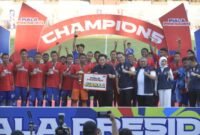 Menteri Pemuda dan Olahraga (Menpora) RI Erick Thohir menghadiri Upacara Penutupan Festival Sepak Bola U-12 dan U-15 Piala Presiden 2025 di Stadion Gelora 10 November Tambaksari, Surabaya, Jawa Timur (Jatim), Kamis (2/10) sore. (foto:bagus/kemenpora.go.id)