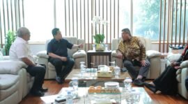 Menpora Erick melakukan pertemuan bersama Kepala Badan Pengawasan Keuangan dan Pembangunan (BPKP), Muhammad Yusuf Ateh di Lantai 3, Kantor BPKP, Jakarta, Kamis (2/10) pagi.(foto:Ryan/kemenpora.go.id)