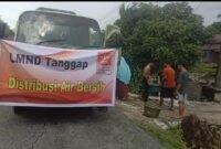 Liga Mahasiswa Nasional untuk Demokrasi (LMND) bergerak cepat menyalurkan bantuan air bersih
