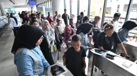 Layanan angkutan Natal dan Tahun Baru