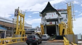 Pergerakan kendaraan di dominasi kendaraan roda empat dan bus