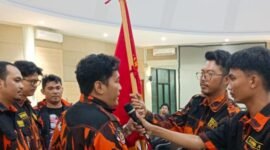 Serah Terima di tandai dengan penyerahan pataka (Doc. Istimewa)