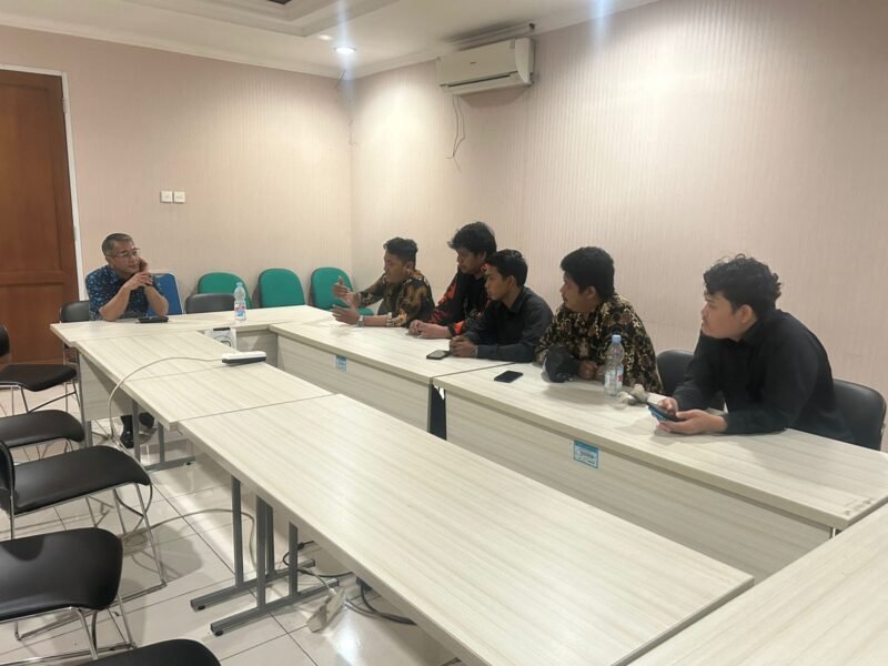 SAPMA PP Tangkot Audiensi degan Disdik Kota Tangerag (Foto: Istimewa)