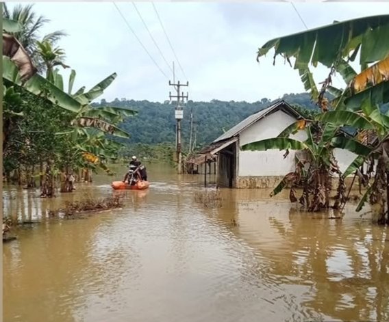 Bencana hidrometeorologi melanda berbagai wilayah Kabupaten Serang