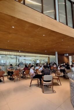 Restoran Naked Papa Jual Produk Non Halal, Tak Pasang Label Non Halal