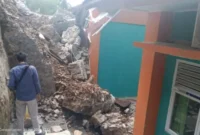 Penampakan gedung ambruk SMP 15 Cilegon