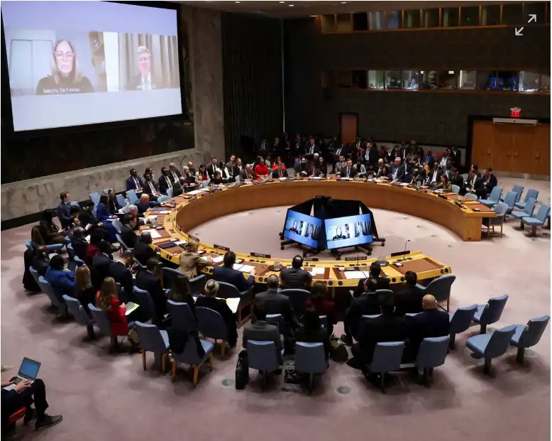 Sidang Dewan Keamanan PBB di New York membahas serangan AS dan penangkapan Presiden Venezuela Nicolás Maduro, Senin (5/1/2026). Foto: Brendan McDermid/Reuters.