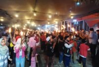 Sejumlah bocah mengikuti pawai obor di Kecamatan Periuk, Kota Tangerang, Pawai obor tersebut dalam rangka menyambut bulan suci ramadhan (Foto: Istimewa)