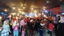 Sejumlah bocah mengikuti pawai obor di Kecamatan Periuk, Kota Tangerang, Pawai obor tersebut dalam rangka menyambut bulan suci ramadhan (Foto: Istimewa)