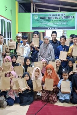 Cendekia Society Gelar Sedekah Ceria Ramadhan di Panti Asuhan Raudatul Ummat
