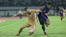 Derby Banten: Dewa United Permalukan Persita Tangerang di Indomilk Arena (Foto: Bola.com)