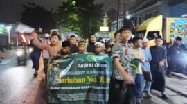 Antusias Pawai Obor Warga Rawa Bokor, Kecamatan Benda. 