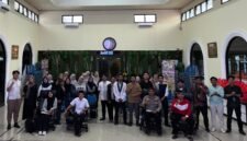 HMI Komisariat (P) UCA Bersama Tamu Undangan (Foto: Istimewa)