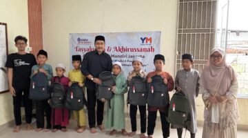 Pengurus Besar Pelajar Islam Indonesia (PB PII) menggelar kegiatan santunan bagi anak yatim-piatu (Foto: Agung/Pusat-Berita)