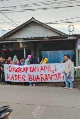 FAM dan Pemuda Desa Buaran Jati Gelar Aksi Bagi-Bagi Takjil