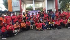 Damkar Posko Pondok Aren Kolaborasi Bersama OPD Tangsel dan Lembaga Kemanusiaan Serta UMKM Gelar Bagi Takjil (Foto: Istimewa)