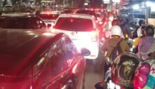 Kemacetan Terjadi di Ruas Jalan Kota Tangerang (Foto: Adit/Pusat-Berita) 
