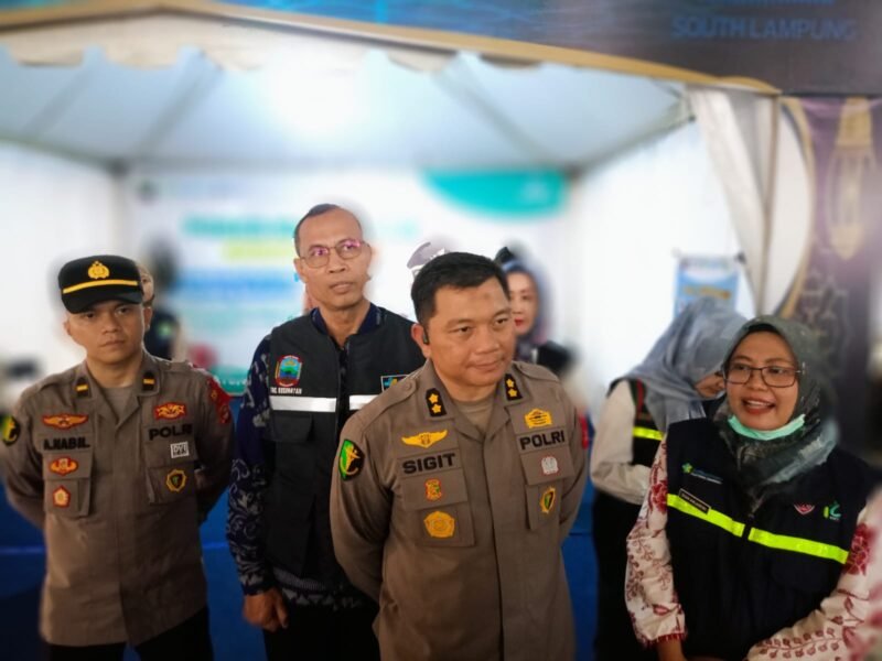 Tim Kedokteran dan Kesehatan Polda Lampung Gelar Pengecekan Posko Kesehatan di Pelabuhan Bakauheni (Foto: Agung/Pusat-Berita)