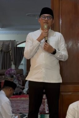 Pasca Operasi Penertiban Parkir Liar, Hafidz Firdaus Edukasi Warga Poris Saat Bukber ‎