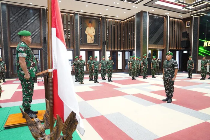 Upacara Laporan Korps Kenaikan Pangkat 28 Pati TNI AD di Markas Besar TNI AD, Jakarta. (Foto: Dok. Dispenad).