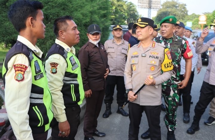 Kapolres Metro Tangerang Kota Sedang Lakukan Pengecekan Arus Mudik (Foto: 86News)