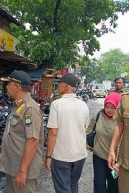 ‎Trantib Kecamatan Batuceper Lawan Parkir Liar Area Stasiun Poris