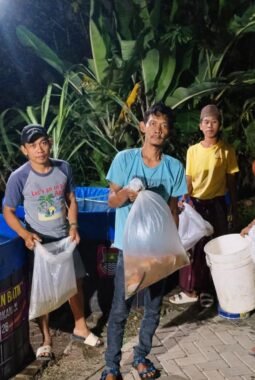 Dinas Perikanan Kabupaten Tangerang Salurkan Bantuan Sarana dan Prasarana Budidaya Ikan Air Tawar