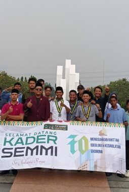 Refleksi 70 Tahun SEMMI, PW Jakarta Raya Ziarah Tokoh Bangsa dan Serukan Kedaulatan Ekonomi
