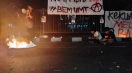 Refleksi Hari Reformasi, BEM UMT Gelar Aksi di Taman Gajah Cikokol (Foto: Agung/Pusat-Berita)