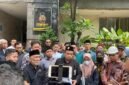 Konferensi Pers dari Anak Ahmad Bahar Usai Penuhi Panggilan Polda Metro Jaya Terkait Kasusnya Dengan Hercules (Foto: Istimewa)