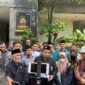 Konferensi Pers dari Anak Ahmad Bahar Usai Penuhi Panggilan Polda Metro Jaya Terkait Kasusnya Dengan Hercules (Foto: Istimewa)