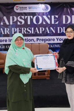 Erry Indriani: Kecemasan Fresh Graduate Bukan Karena Lemah Mental