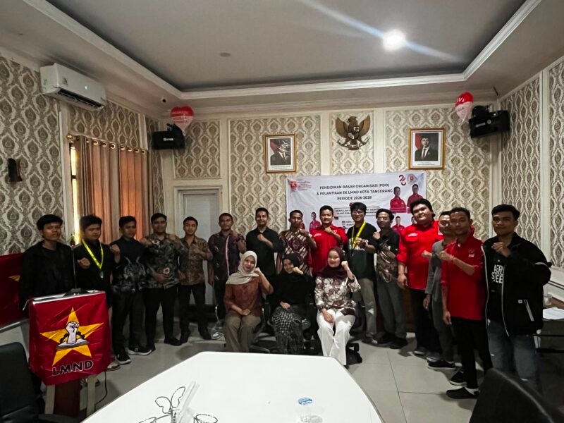 Pelantikan LMND Kota Tangerang berjalan khidmat (foto/istimewa)