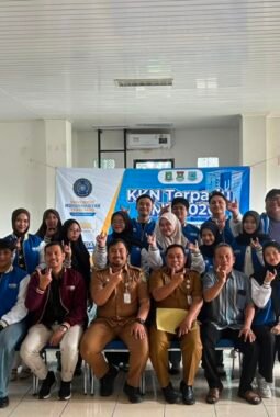 Kelurahan Kunciran Terima Kelompok KKN UMT, Dorong Program Kampung Cerdas Lingkungan