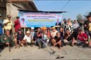 Warga bersama LPM dan Pemerintah Desa Kramat bergotong royong membersihkan lingkungan di Kampung Pondok Panjang, Desa Kramat, Kecamatan Pakuhaji, Kabupaten Tangerang. (Dok. Istimewa)