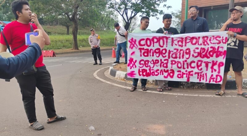 GERMA-PELPUN Tuntut Kapolres Tangsel Dicopot, Soroti Kasus Narkoba dan Kematian Prada Arif (Foto/Pusat-berita.com)