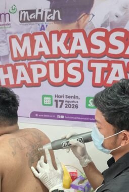 Baitulmaal Muamalat dan Yayasan Mahtan Gelar Hapus Tatto Gratis di Makassar