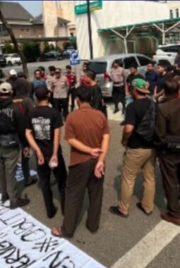 Pemuda Lengkong Bersatu Gelar Aksi Damai, Sampaikan Empat Tuntutan