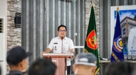 Camat Batuceper, Achsin Ghufron Falfeli, membuka Kegiatan sosialisasi dan pengembangan satuan linmas di wilayah untuk tingkat Kota Tangerang (foto/istimewa).