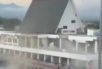 Gempa bumi M7,7 mengguncang wilayah Nusa Tenggara Timur (NTT), Sabtu (15/8/2026) pagi. (Foto: kiriman warga).