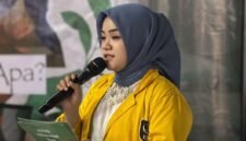 Kabid Perempuan SEMMI Tangerang, Uswatun Hasanah, sebagai pemantik diskusi. Foto/istimewa 