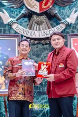 HIMA Persis Jakarta Launching Buku Berjudul Membaca Jakarta, Membangun Peradaban