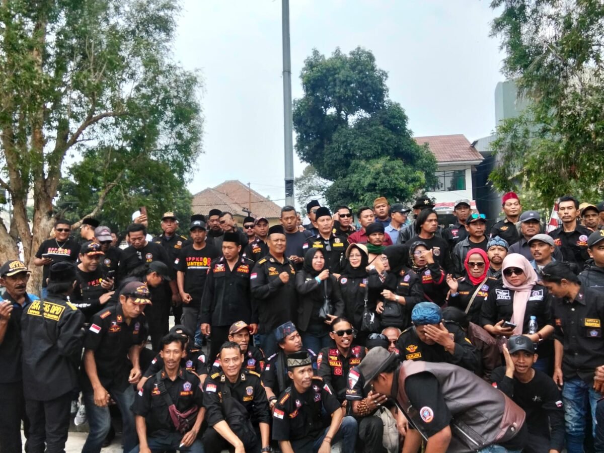 Jajaran Badan Pembinaan Potensi Keluarga Besar (BPPKB) Banten ke Pandeglang, (Doc. Ist/Pb)