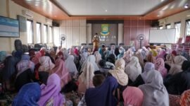 Camat batu ceper, menghadiri acara maulid yang di selenggarakan oleh Forum Majelis Taklim dan Badan Kontak Majelis Taklim kelurahan Poris Jaya (Doc. Ist/PB) 